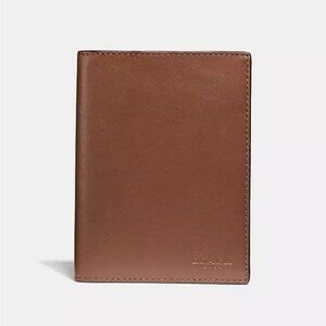 NWOT Coach leather passport holder